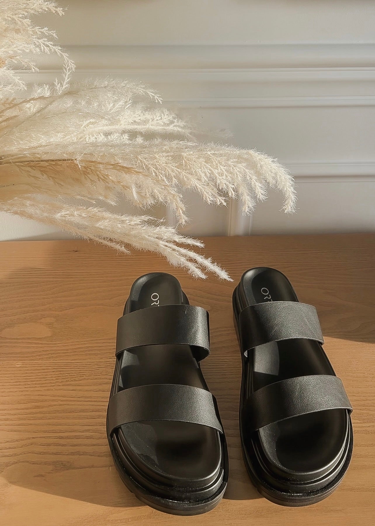 Perfectly Platform Sandals - BLACK