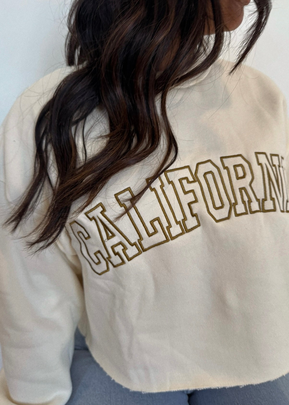 California Embroidered Pullover - IVORY